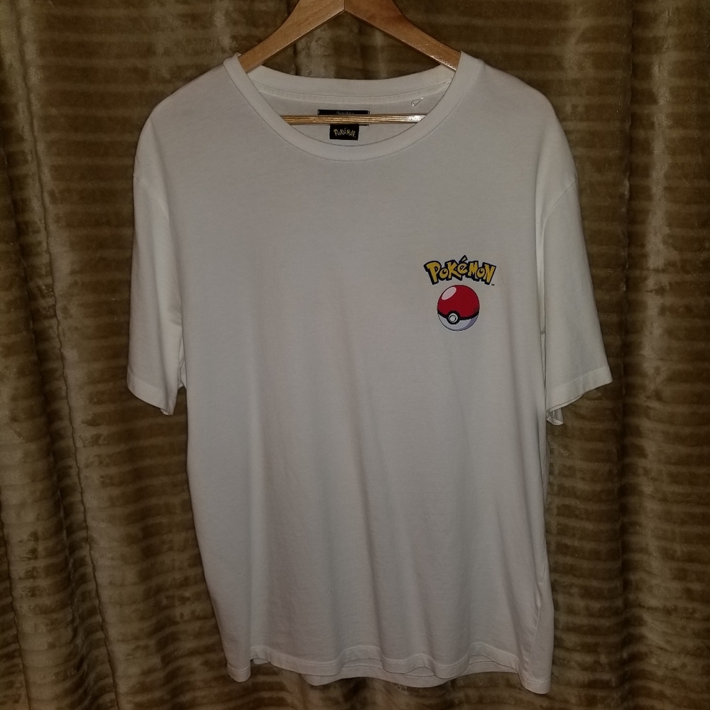 Bershka Pokemon Pokeball White T Shirt Size L